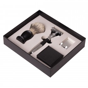 Classic shaved gift set with Safety Razor, metal handle, double blade and slipper